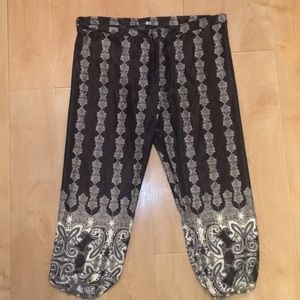 TOBI Parachute Print Pants